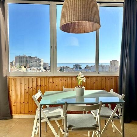 Cozy Fuengirola Apartment With Sea View & Pool Екстер'єр фото