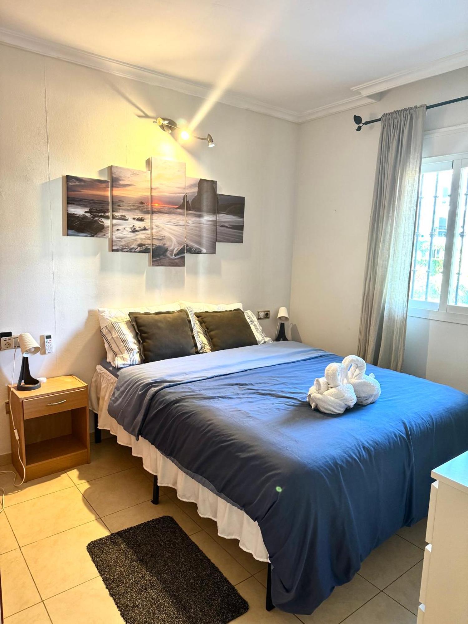 Cozy Fuengirola Apartment With Sea View & Pool Екстер'єр фото